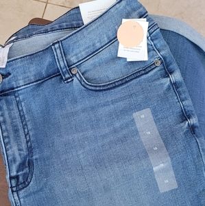 New Lane Bryant Stretch Capri Size 18